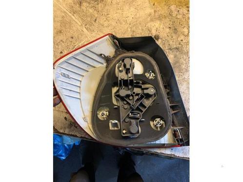 Achterlicht rechts van een BMW 1-Serie, Auto-onderdelen, Verlichting, BMW, Gebruikt, 3 maanden garantie, Ophalen of Verzenden