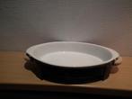 Plat ovale blanc avec son socle en métal noir et poignées, Maison & Meubles, Cuisine | Vaisselle, Comme neuf, Céramique, Autres types