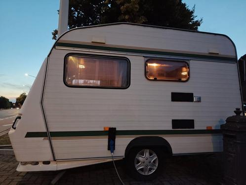 Chateau La Car Caravan, Caravans en Kamperen, Caravans, Particulier, Chateau, Koelkast, Ophalen