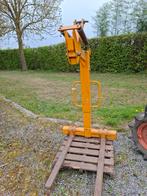 MBW pallet haak zelf nivellerend 2000kg, Ophalen, Zo goed als nieuw