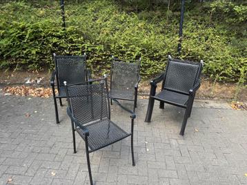 Antieke metalen tuinstoelen 8st - goede staat beschikbaar voor biedingen