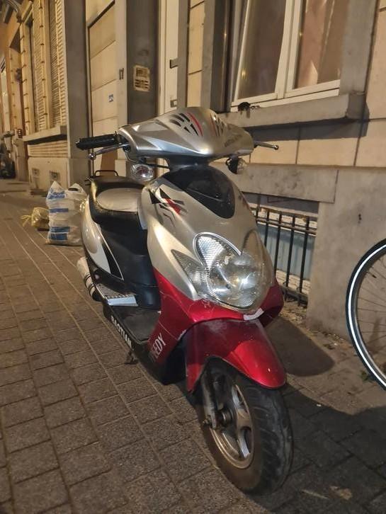 Scooter Baotian Speedy 50 cm³ 4 temps avec 4500 km., Vélos & Vélomoteurs, Scooters | Marques Autre, Enlèvement