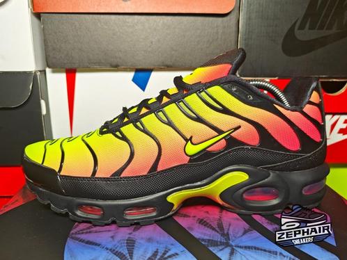 Nike Air Max Plus TN 'Volt/Solar Red' EU44.5 2024, Kleding | Heren, Schoenen, Gedragen, Sneakers, Zwart, Ophalen of Verzenden