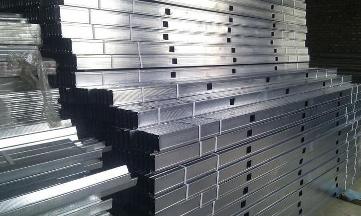 ️✅ Profil métal stud 0.6mm TOP QUALITÉ, Cloison & Plafond ‼️, Doe-het-zelf en Bouw, Metalen, Nieuw, Ophalen