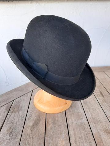 Ancien chapeau boule Made in London