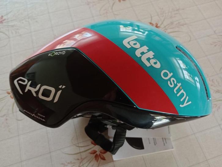 Helm EKOI Racing AERODINAMICA Proteam Lotto Dstny (Medium), Fietsen en Brommers, Fietsaccessoires | Fietshelmen, Nieuw, Heer of Dame