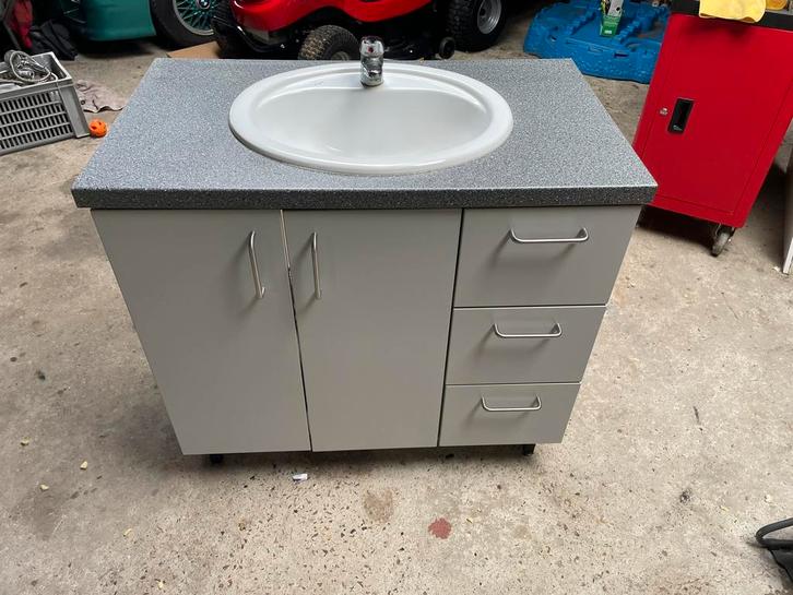 Badkamermeubel met spiegel en verlichting, Huis en Inrichting, Badkamer | Badkamermeubels, Ophalen