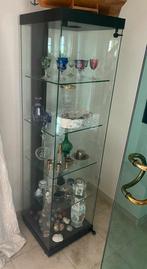 Elegante vitrinekast van glas met vier glazen legplanken, Ophalen, Zo goed als nieuw, Glas