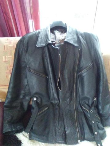 Blouson noir en cuir 