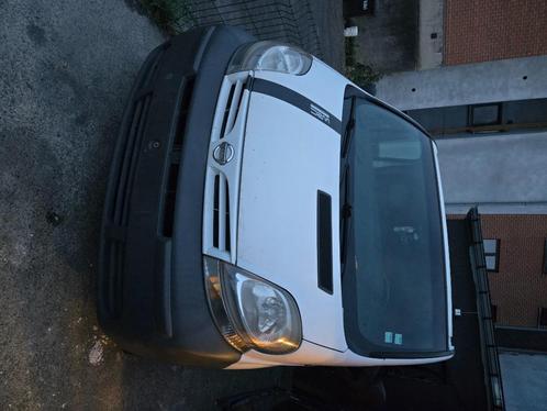 Camionnette moteur hs, Auto's, Bestelwagens en Lichte vracht, Particulier, Nissan, Diesel, Euro 3, 4 deurs, Handgeschakeld, Wit