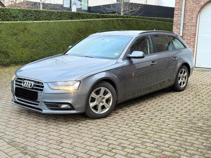 Audi A4 2.0D Gekeurd Vvk Facelift Model, Auto's, Audi, Particulier, A4, ABS, Airbags, Airconditioning, Alarm, Boordcomputer, Centrale vergrendeling