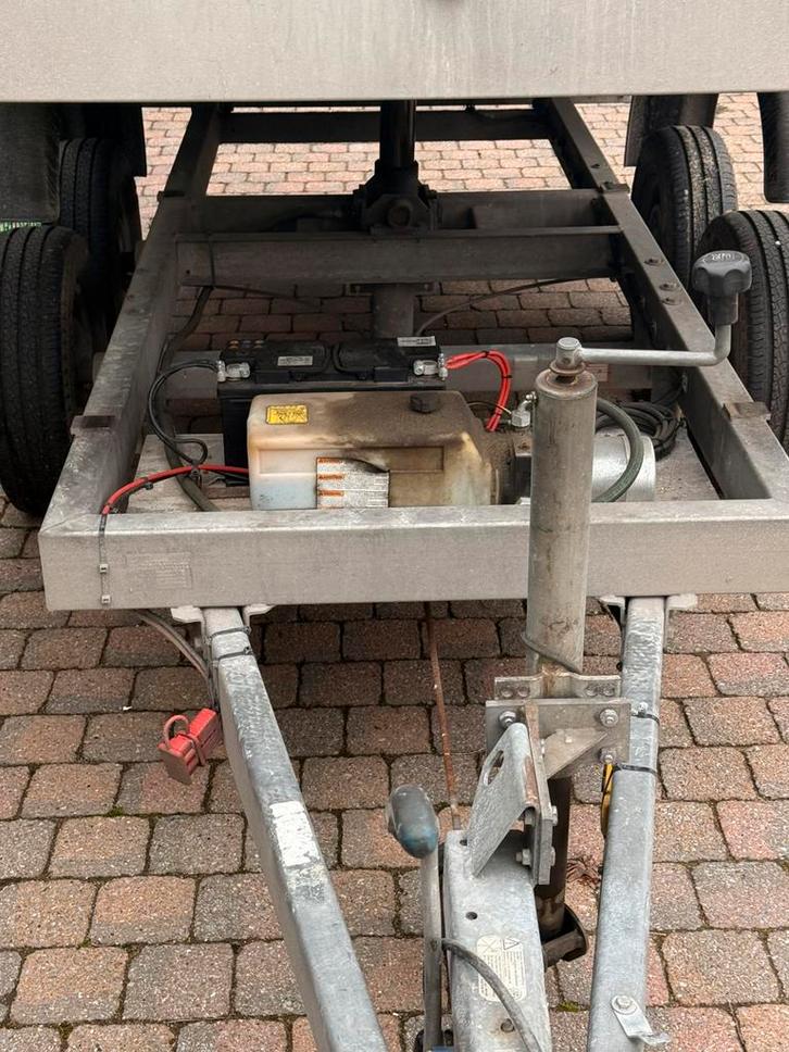 Super remarque basculante 300x150  avec télécommande, Autos : Divers, Remorques, Comme neuf, Enlèvement