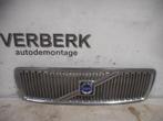 CALANDRE Volvo V70 (GW / LW / LZ) (12-1995/09-2002), Utilisé, Volvo