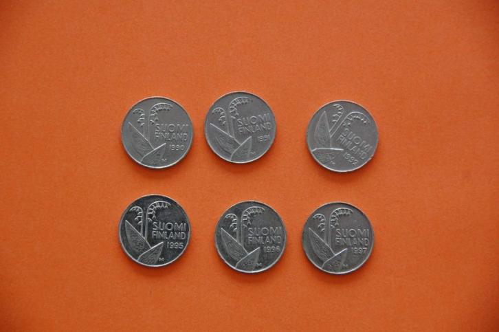 FINLAND : 10 Pennia 1990/91/92/95/96/97, Postzegels en Munten, Munten | Europa | Niet-Euromunten, Setje, Verzenden