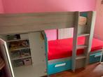 Stapelbed met ingebouwde kastjes, Ophalen, Zo goed als nieuw, Stapelbed