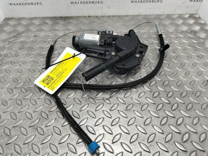 TESLA MODEL X 75D Base  [RF_WND_REGULATOR] 2018, Auto-onderdelen, Overige Auto-onderdelen, Gebruikt, ARN erkend, Stiba lid, Erkend duurzaam