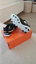 kinder voetbalschoenen, Kleding | Heren, Schoenen, Nike, Nieuw, Ophalen of Verzenden, Sportschoenen