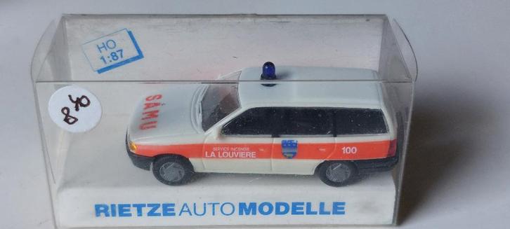 SNCB/NMBS RIETZE 1/87 OPEL ASTRA POMPIER LA LOUVIERE, Hobby & Loisirs créatifs, Trains miniatures | HO, Comme neuf, Locomotive