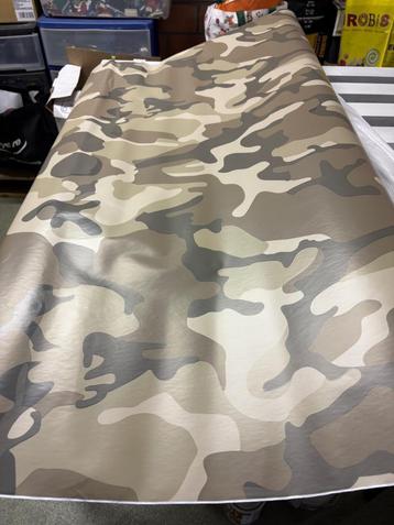 Car wrap folie camouflage  beschikbaar voor biedingen