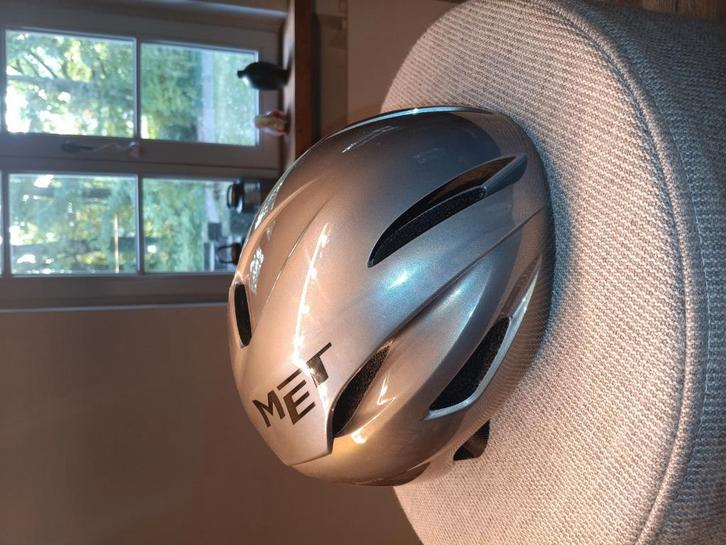 Met Manta Mips L, Fietsen en Brommers, Fietsaccessoires | Fietshelmen, Zo goed als nieuw, Heer of Dame, L, Ophalen of Verzenden