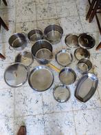 EEN SET KOMMEN VOOR EEN ELECTRISCH of GASVUUR, Huis en Inrichting, Keuken | Potten en Pannen, Ophalen, Gebruikt, Inox, Pannenset