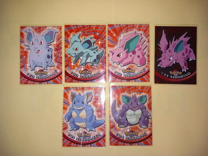 Pokemon Topps kaarten 1999 [Nidoran️️ evolutie 8], Hobby en Vrije tijd, Verzamelkaartspellen | Pokémon, Gebruikt, Meerdere kaarten
