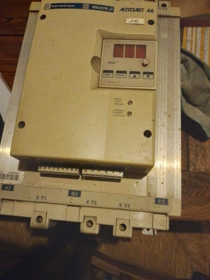 Démarreur progressif — Schneider/Square D Altistart 46, Hobby & Loisirs créatifs, Composants électroniques, Utilisé, Enlèvement