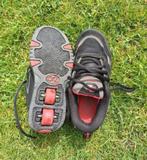 Schoenen met wieltjes merk Heelys maat 34, Ophalen of Verzenden, Zo goed als nieuw, Schoenen