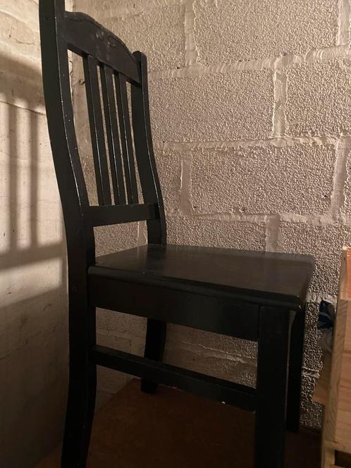 2 chaises et 1 tables en bois, noir. Vide-grenier, Huis en Inrichting, Tafels | Statafels, Zo goed als nieuw, Ophalen