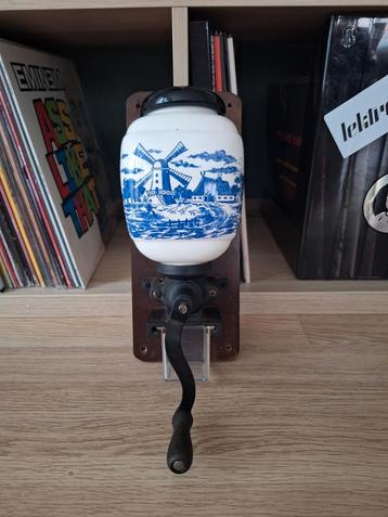 Koffiemolen Delft Blauw  beschikbaar voor biedingen