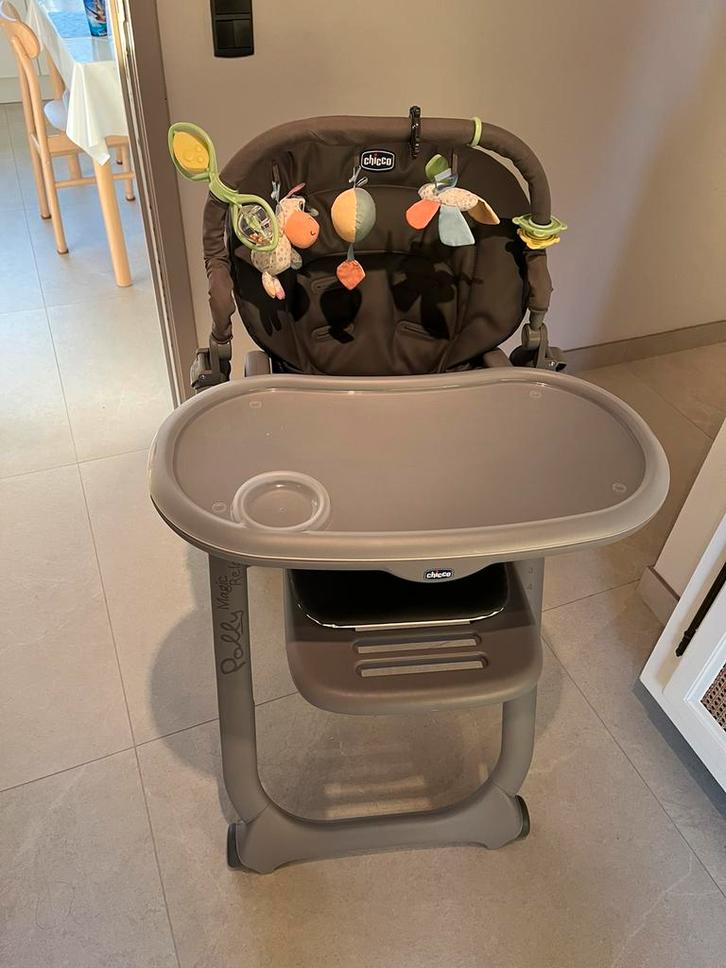 Chicco Polly Magic relax babystoel, Kinderen en Baby's, Kinderstoelen, Zo goed als nieuw, Afneembaar eetblad, Gordel(s), Ophalen