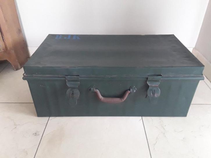 Metalen militaire koffer, Verzamelen, Militaria | Algemeen, Ophalen