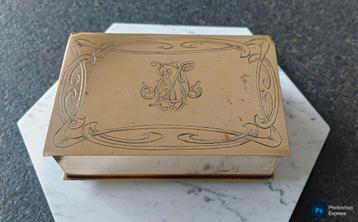 Doosje Art Nouveau messing beschikbaar voor biedingen