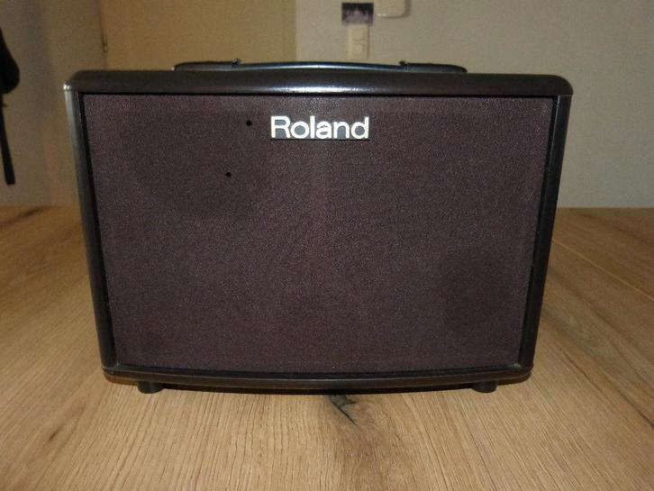 Amplificateur guitare Roland AC-33, Muziek en Instrumenten, Versterkers | Bas en Gitaar, Gebruikt, Gitaar, Minder dan 50 watt