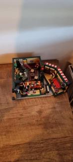 Lego  friends central perk, Kinderen en Baby's, Speelgoed | Duplo en Lego, Ophalen, Zo goed als nieuw, Lego