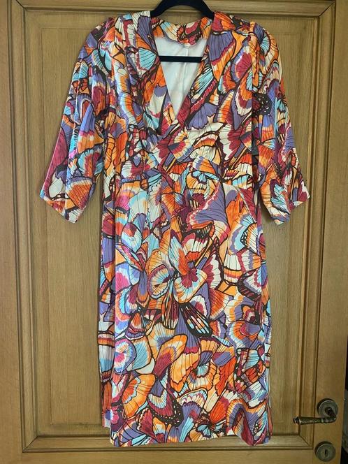 dameskleding, Kleding | Dames, Jurken, Zo goed als nieuw, Maat 42/44 (L), Overige kleuren, Onder de knie, Ophalen of Verzenden