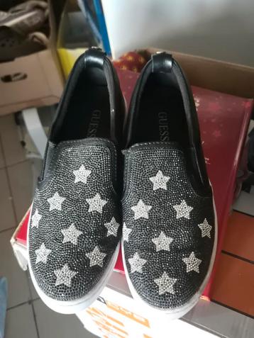 Schoenen Guess maat 38  beschikbaar voor biedingen