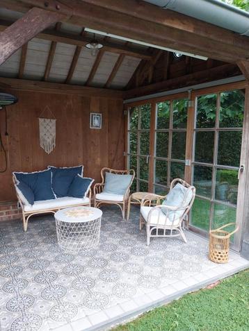 Siège en rotin à deux places, deux sièges simples et table d, Enlèvement, Utilisé, Rotin
