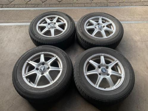 V40 S40 MITSUBISHI KIA HYUNDAI VELGEN + BANDEN 205 65 15 114, Auto-onderdelen, Elektronica en Kabels, Nissan, Volvo, Hyundai, Mitsubishi