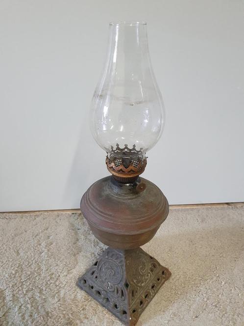 Echte antieke petroleumlamp met wiek, Antiquités & Art, Antiquités | Éclairage, Enlèvement ou Envoi