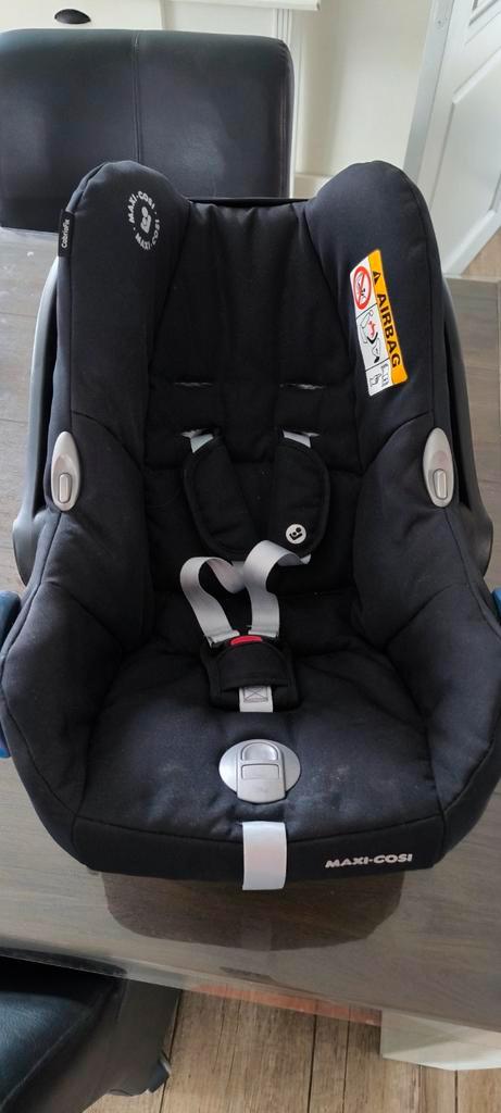 maxi cosi - cabriofix, Kinderen en Baby's, Autostoeltjes, Zo goed als nieuw, Ophalen of Verzenden