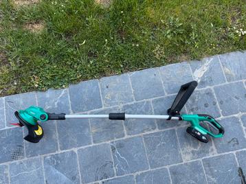Grastrimmer / bosmaaier op accu 20 volt zeer goede staat beschikbaar voor biedingen