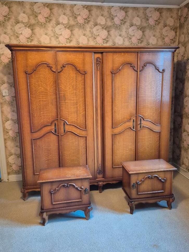 GRATUIT :  chambre années 60, Maison & Meubles, Chambre à coucher | Chambres à coucher complètes, Enlèvement