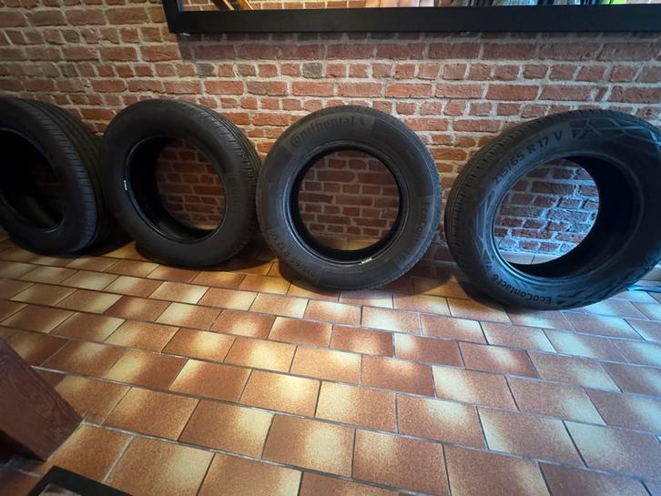 4-banden CONTINENTAL ECOCONTACT 6 215/65 R17 99V, Auto-onderdelen, Banden en Velgen, Band(en), Ophalen