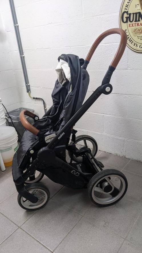 Poussette Mutsy EVO, Kinderen en Baby's, Kinderwagens en Combinaties, Gebruikt, Kinderwagen, Mutsy, Verstelbare duwstang, Ophalen