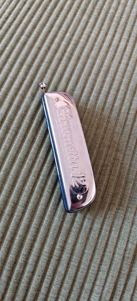 Harmonica 255/48 C Hohner Chrometta 12 octaven, Muziek en Instrumenten, Blaasinstrumenten | Mondharmonica's, Zo goed als nieuw