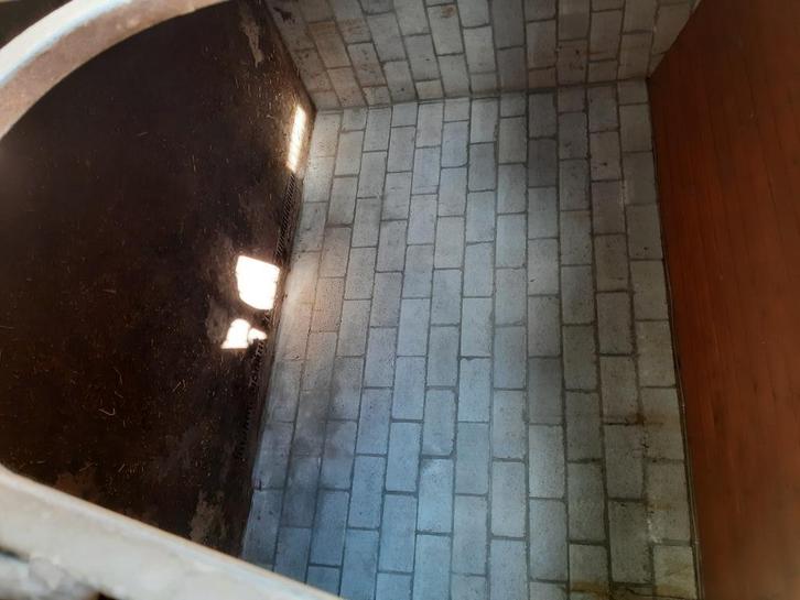 Stal te huur met piste en weidegang, Dieren en Toebehoren, Stalling en Weidegang, Stalling, Weidegang