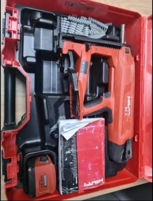 Hilti snoerloze nagelschieter + batterij, Doe-het-zelf en Bouw, Gereedschap | Boormachines, Zo goed als nieuw, Ophalen