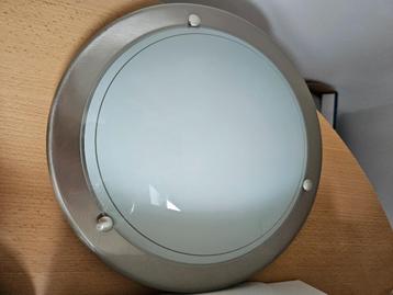 plafondlampen beschikbaar voor biedingen