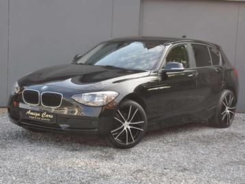 BMW 1 Serie 116 116i ALU VELGEN 18" - GETINTE RUITEN ACHTER beschikbaar voor biedingen